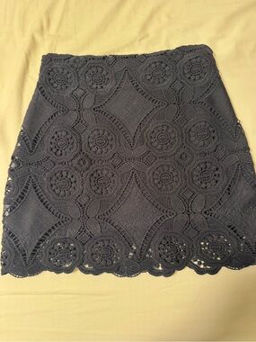 A&F Lace Crochet Mini Skirt - Navy